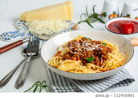 Classic linguini with Sauce Bolognese. Classic linguini with Sauce Bolognese. 112450901