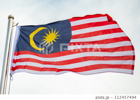 マレーシアの国旗 112457494