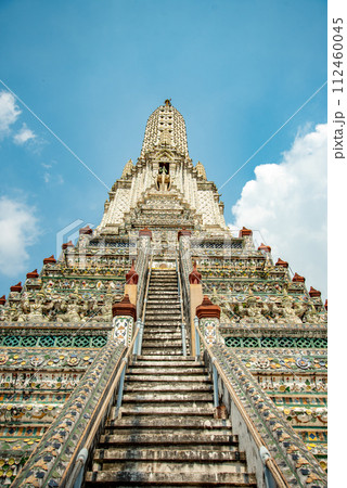 バンコクにあるワット・アルンのとても美しい風景 112460045