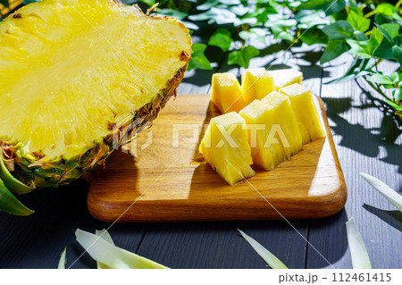 パイナップル パイナップル 112461415