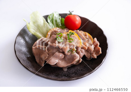 豚タンのネギ塩だれ 112466550