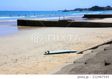 伊勢　国府の浜　サーフィン　サーフスポット　ビーチ　阿児町町国府　サーフボード　伊勢志摩 112467545