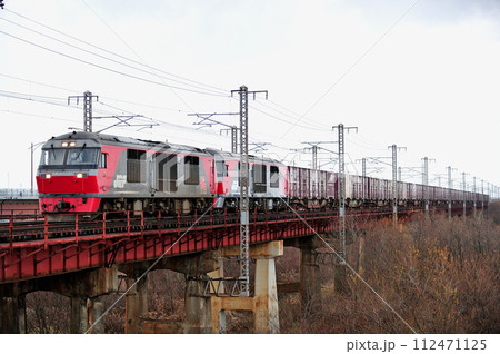 函館本線　豊幌ー江別　JR貨物　DF200-118（鷲別） 112471125