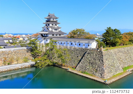 【愛媛県】春の今治城（日本三大水城） 112473732