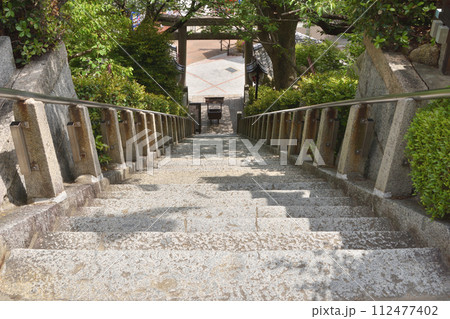 神戸北野天満神社の参道 112477402