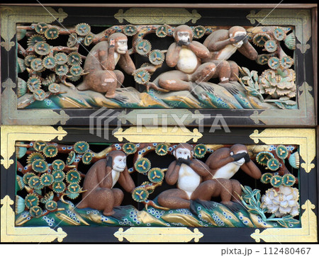 日光三猿の改修前と改修後の比較 日光三猿の改修前と改修後の比較 112480467