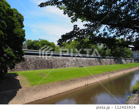 日本三名城のひとつ、復活を遂げた熊本城の風景 112483914