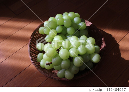 ～葡萄～　　　○◯*+○シャインマスカット○+◯*○。 112484927