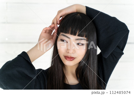 ファッションモデル ファッションモデル 112485074