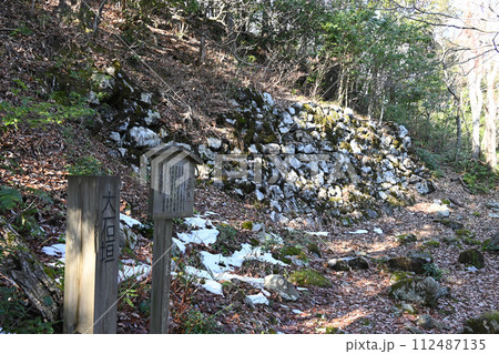 小谷城 山王丸大石垣 小谷城 山王丸大石垣 112487135