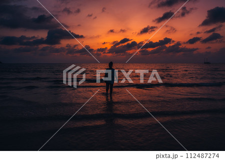 Beach and sea at dusk, beautiful colors and light before dark 112487274