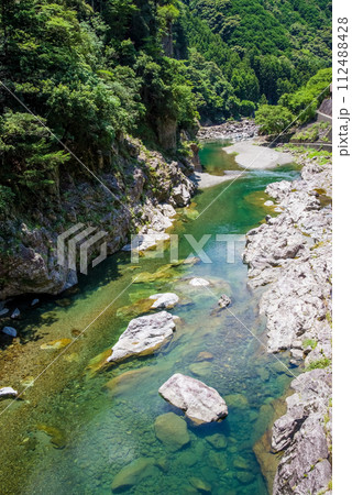 大台町・宮川沿いの夏《宮川上流・領内峡》 大台町・宮川沿いの夏《宮川上流・領内峡》 112488428