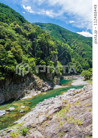 大台町・宮川沿いの夏《宮川上流・領内峡》 大台町・宮川沿いの夏《宮川上流・領内峡》 112488449