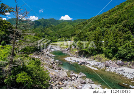 大台町・宮川沿いの夏《宮川上流・領内峡》 大台町・宮川沿いの夏《宮川上流・領内峡》 112488456