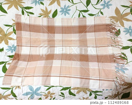 ショール マフラー ひざ掛け ショール マフラー ひざ掛け 112489168