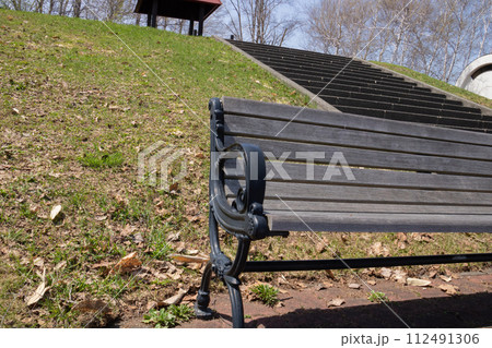 春の公園 112491306