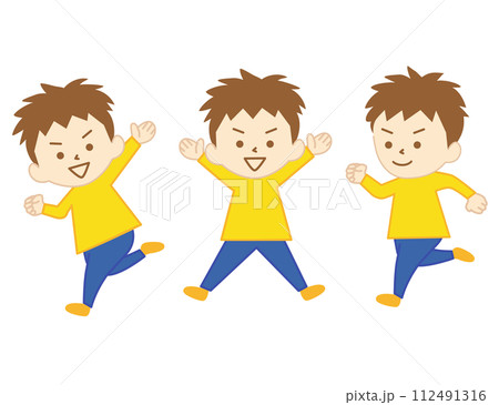 手を振り走り、ジャンプする、男の子の同一人物の三点セット① 112491316