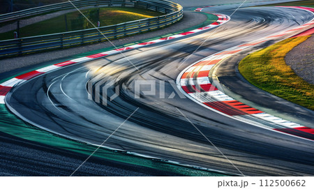 モータースポーツのレース場 モータースポーツのレース場 112500662
