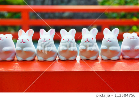 京都 岡﨑神社（岡崎神社）の可愛いうさぎ　京都市左京区 112504756