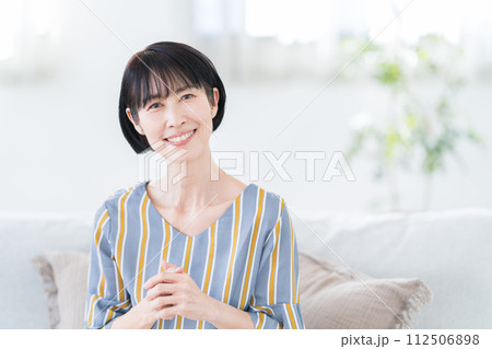 ミドル女性 ポートレート ミドル女性 ポートレート 112506898