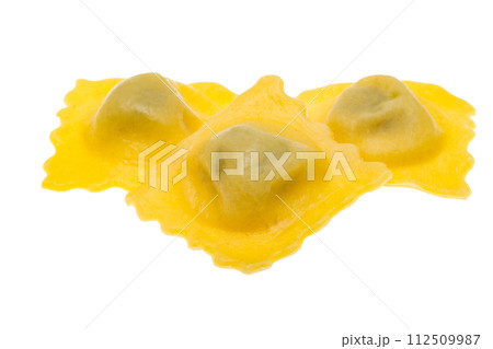 ravioli isolated ravioli isolated 112509987
