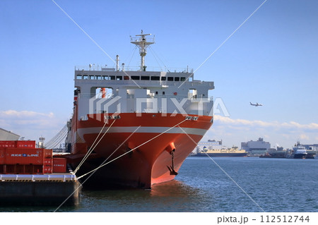 停泊中の貨物船(東京都江東区有明) 停泊中の貨物船(東京都江東区有明) 112512744