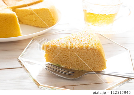 おからと豆乳の低糖質ケーキでティータイム おからと豆乳の低糖質ケーキでティータイム 112515946