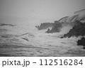 波浪警報の時の防波堤ドーム 112516284