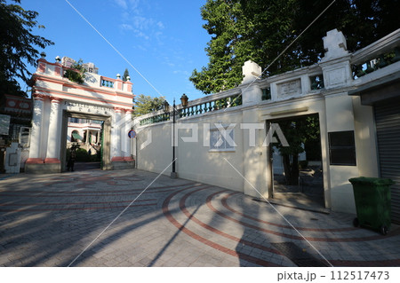 マカオ　東方基金會 112517473