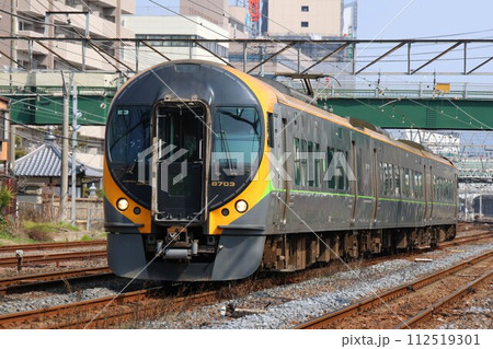 【JR四国】8600系「いしづち」（予讃線：高松〜香西） 112519301