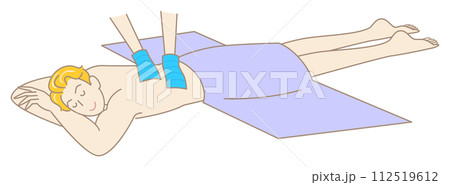 うつ伏せに寝て気持ちよさそうに垢すりエステを受けている可愛い男性 シンプル イラスト ベクター 112519612