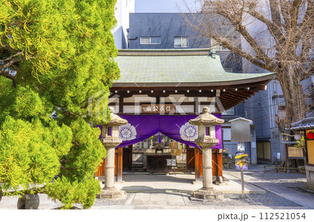 京都　本能寺　信長公御廟所拝殿 112521054