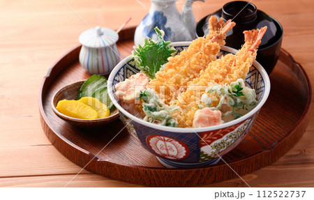 天丼 天ぷらどんぶり 112522737