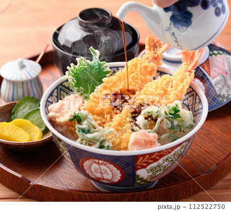 天丼 天ぷらどんぶり 天丼 天ぷらどんぶり 112522750