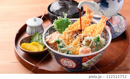 天丼 天ぷらどんぶり 天丼 天ぷらどんぶり 112522752