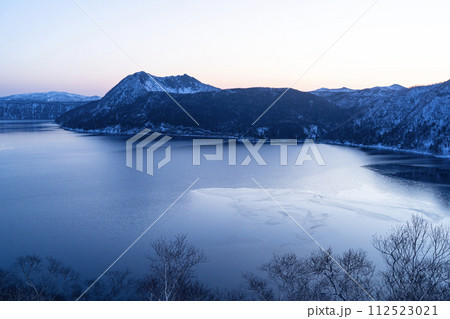 冬の摩周湖 112523021