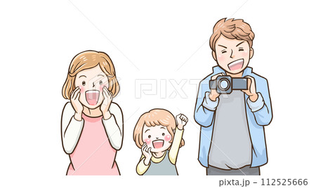 声援する家族3人 112525666