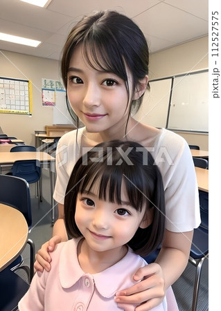 女性と子供のポートレート 112527575