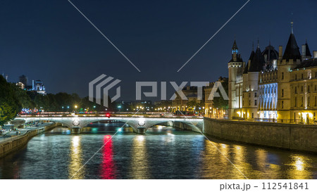 Cite island view with Conciergerie Castle and Pont au Change, over the Seine river timelapse. France, Paris 112541841
