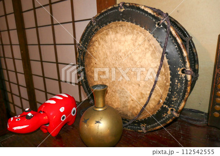 岩手県盛岡市歴史的建造物一ノ倉邸のアンティークの物達 岩手県盛岡市歴史的建造物一ノ倉邸のアンティークの物達 112542555