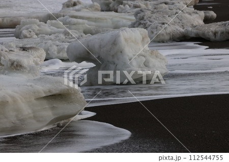 砂上のオブジェ 砂上のオブジェ 112544755