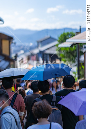 京都府　京都市　東山区　清水寺　関西　近畿地方　鳥居　夏　観光　神社　仏閣　伝統文化　参拝　清水坂 112544781