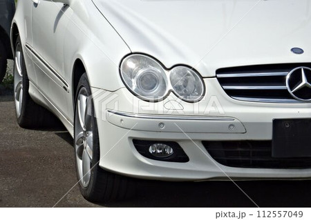 輸入車イメージ メルセデスベンツCLKのフロントマスク 輸入車イメージ メルセデスベンツCLKのフロントマスク 112557049