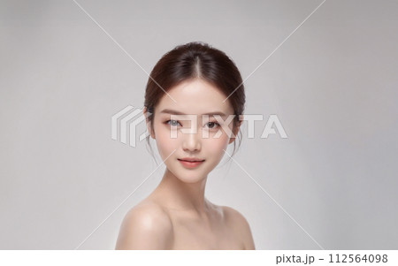美しい肌の女性 112564098