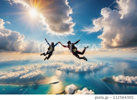 スカイダイビング　航空写真風 112564305