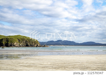 The beach in Downings, County Donegal, Ireland 112570347