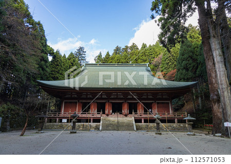 日本　滋賀県大津市にある延暦寺の西塔の釈迦堂 112571053