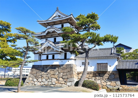 【香川県】玉藻公園・史跡高松城跡(月見櫓) 【香川県】玉藻公園・史跡高松城跡(月見櫓) 112573764