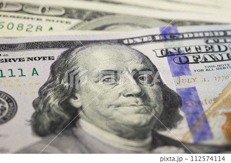 Dolar closeup 112574114