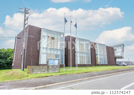 北海道根室市　北海道立北方四島交流センター『二・ホ・ロ』 112574247